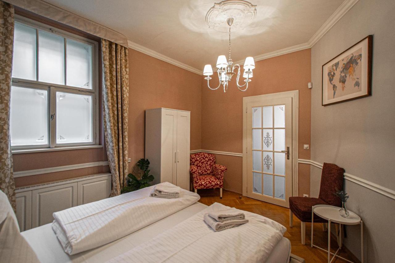 Lejlighed Luxury 150m2 On Wencelas Square With Private Garage