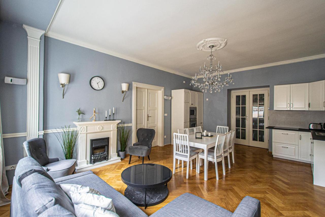 Lejlighed Luxury 150m2 On Wencelas Square With Private Garage