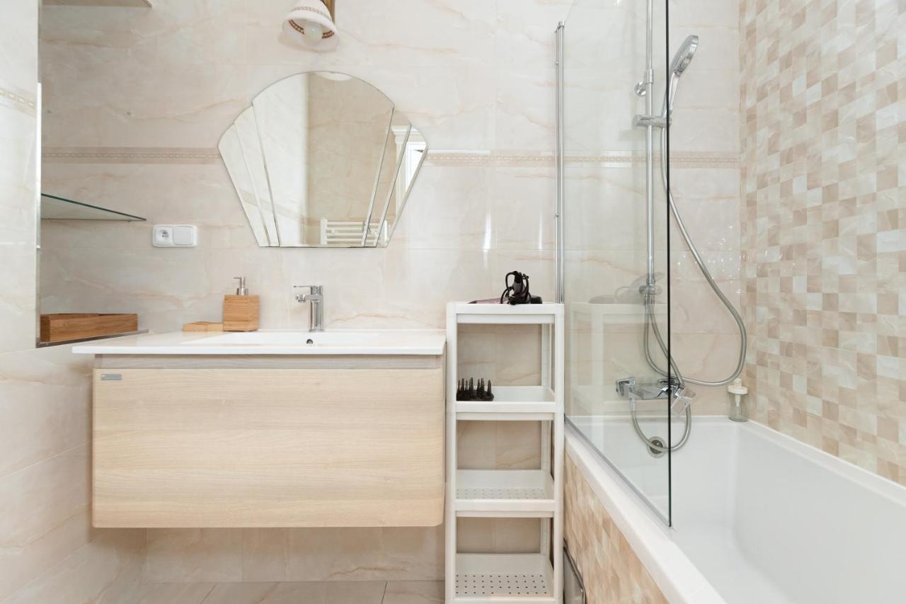 Lejlighed Luxury 150m2 On Wencelas Square With Private Garage *